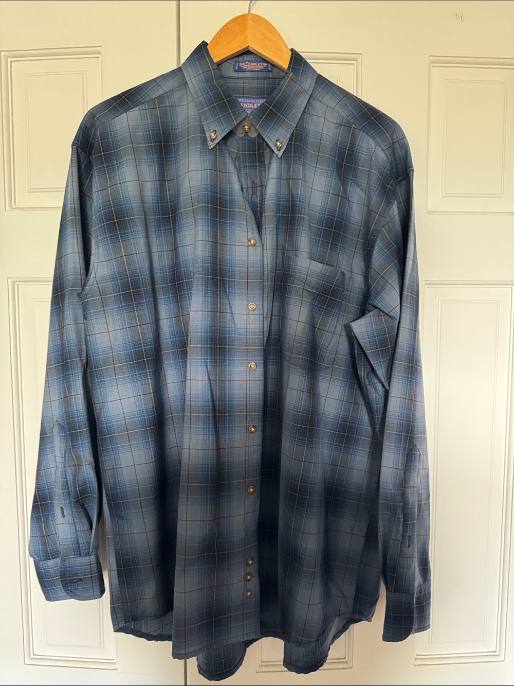 Sir Pendleton 100% Virgin Wool Blue Gray Plaid Button Down Shirt L
